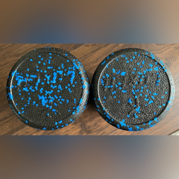 28” LuxFit High Density Foam Roller - Picture 2 of 5